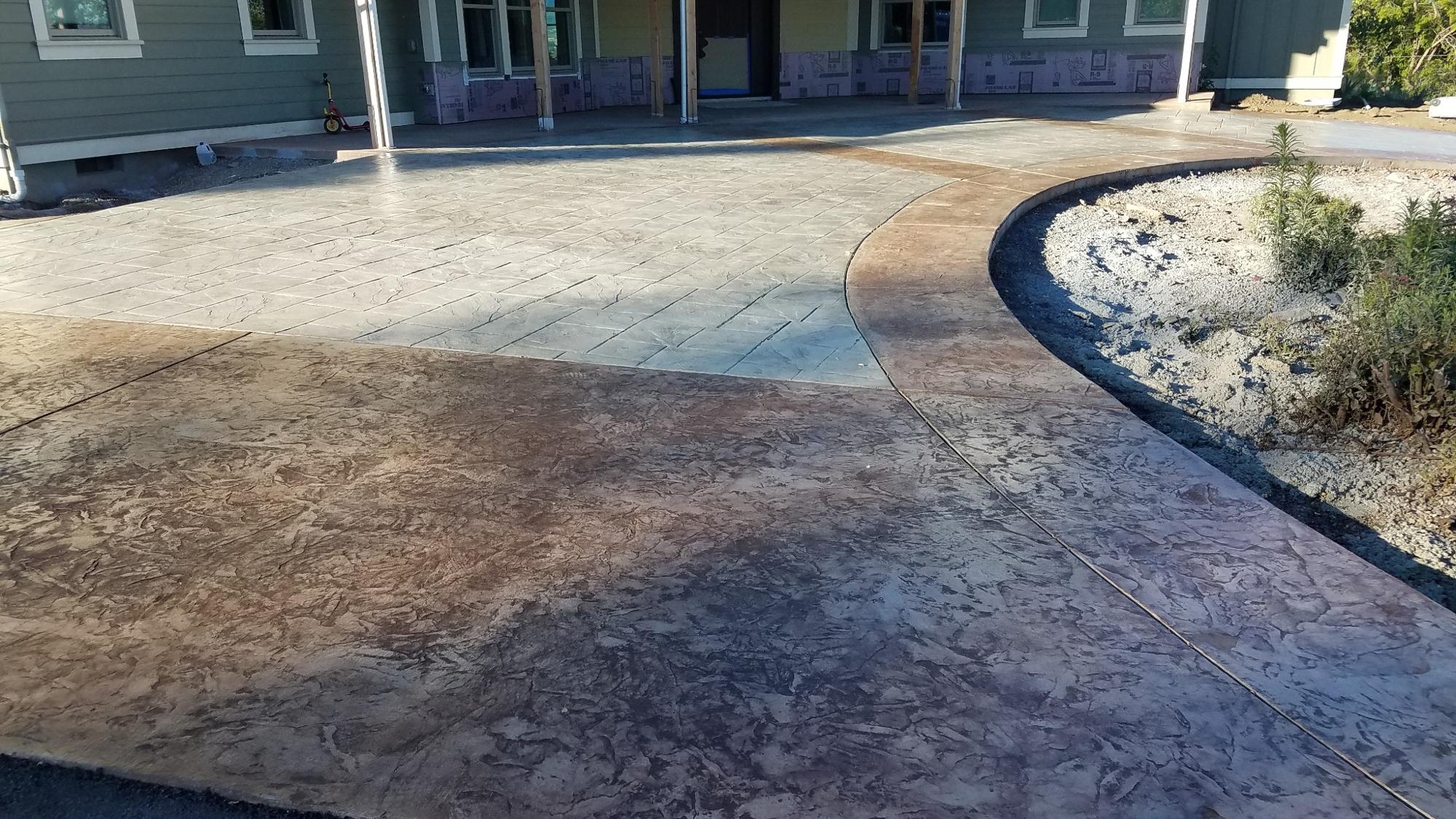 Poured concrete foundation on a Medford, Oregon job site