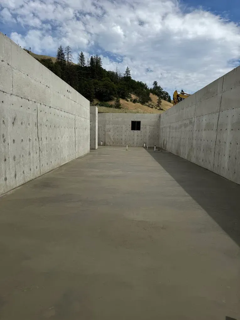 Decorative concrete finish on a Rogue Valley home