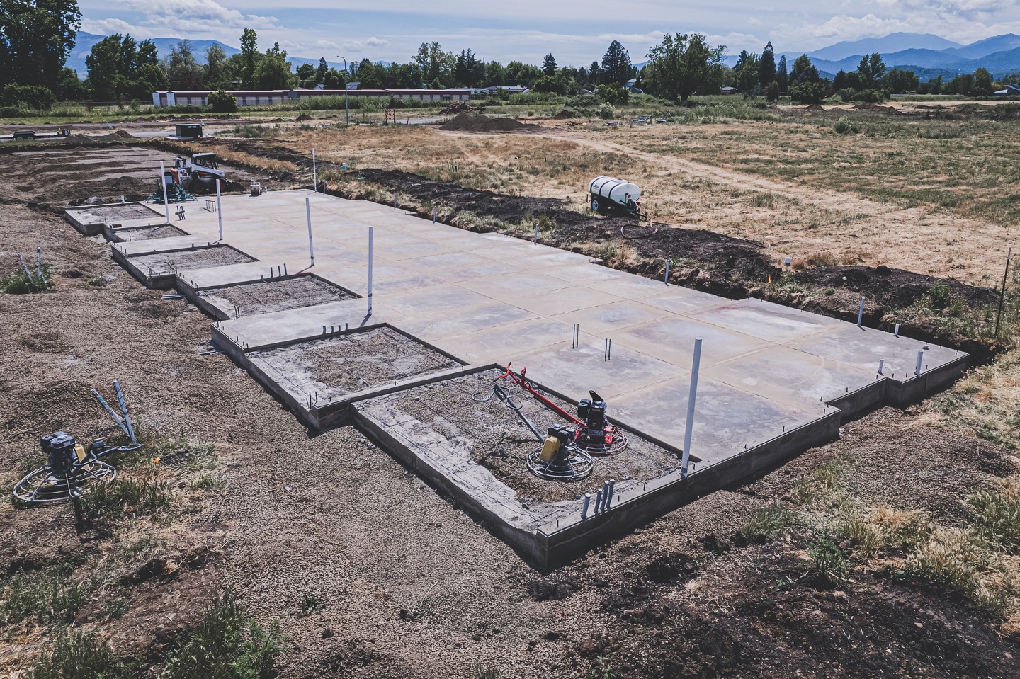 Poured concrete foundation on a Medford, Oregon job site